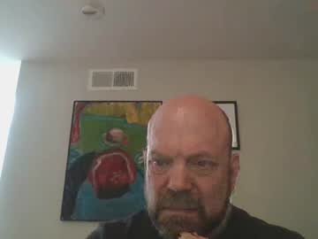 Bulldog302w Chaturbate stream image from April 21, 2025