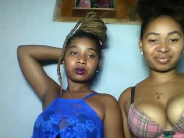 Florencia011 Chaturbate stream image from April 21, 2025