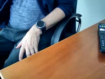 Hpeter111 Chaturbate stream image from April 21, 2025