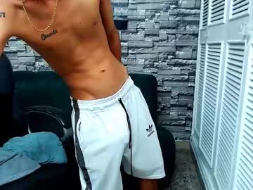 Littlefiree Chaturbate stream image from April 21, 2025
