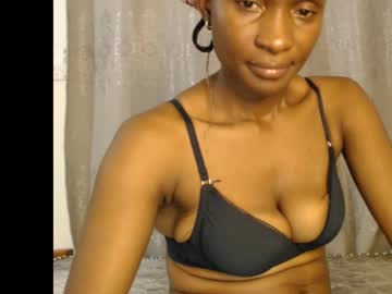 Sera_Booty Chaturbate stream image from April 21, 2025