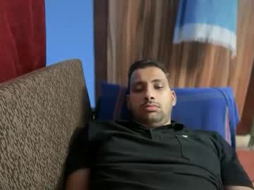 Subsissylookingformistress Chaturbate stream image from April 21, 2025