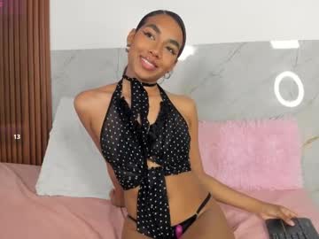 Zoeameliie Chaturbate stream image from April 21, 2025
