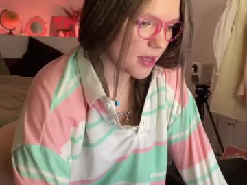 69littlebig69 Chaturbate stream image from April 21, 2025