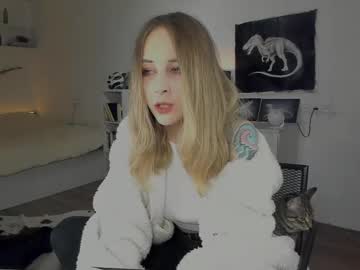 Brooxa Chaturbate stream image from April 21, 2025