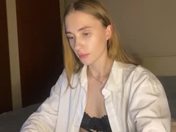 Candy_Babe18 Chaturbate stream image from April 21, 2025