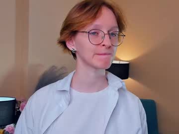 Dollydodd Chaturbate stream image from April 21, 2025