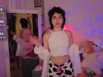 Evaelfiej69 Chaturbate stream image from April 21, 2025