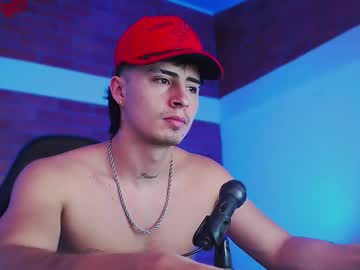 Jhanking Chaturbate stream image from April 21, 2025