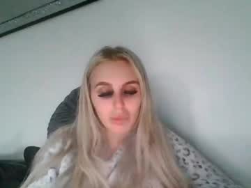 Lanalixxx1 Chaturbate stream image from April 21, 2025