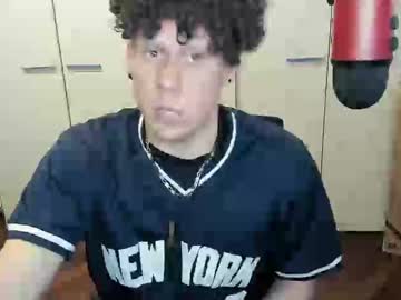 Tedhmicro25 Chaturbate stream image from April 21, 2025