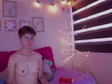Tommy_Blue1 Chaturbate stream image from April 21, 2025