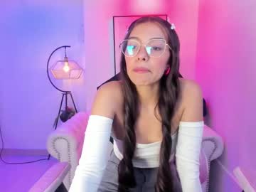 Chloe_Andrewss Chaturbate stream image from April 21, 2025