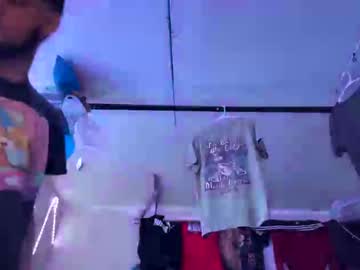 Clarkshammer95 Chaturbate stream image from April 21, 2025
