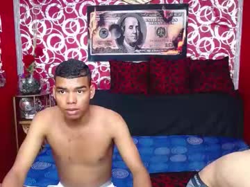 Dilanpein Chaturbate stream image from April 21, 2025