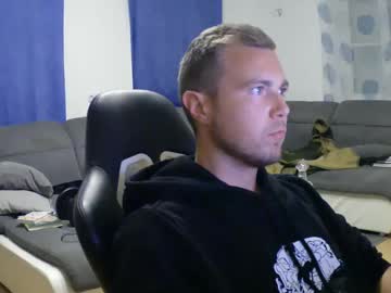 Herbstenden Chaturbate stream image from April 21, 2025