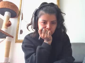 Misselii Chaturbate stream image from April 21, 2025