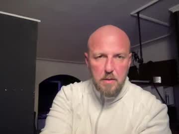 Ookayxxxx Chaturbate stream image from April 21, 2025