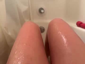 Sweetcurlydoll Chaturbate stream image from April 21, 2025