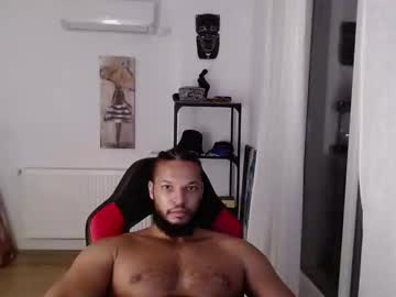 _11_23money Chaturbate stream image from April 21, 2025