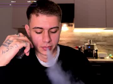 168gio Chaturbate stream image from April 21, 2025