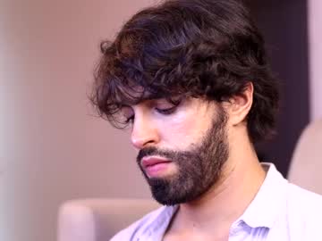Juanrizzo Chaturbate stream image from April 21, 2025