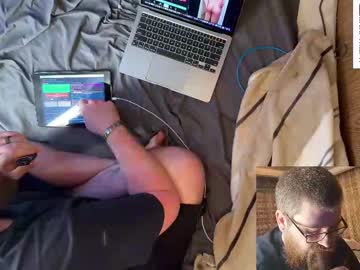 Leehelvig Chaturbate stream image from April 21, 2025