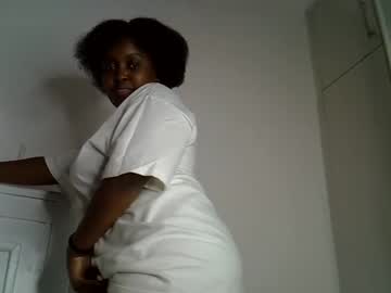 _Nightnursee Chaturbate stream image from April 21, 2025