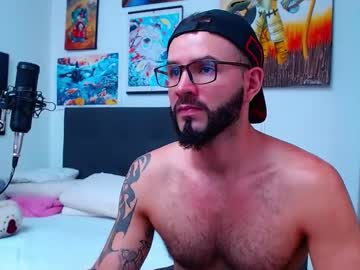 Akiles_R Chaturbate stream image from April 21, 2025