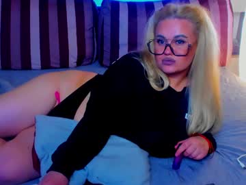 Alexalavibes Chaturbate stream image from April 21, 2025