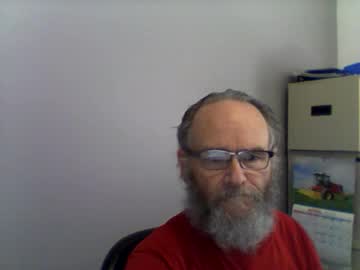 Helopilot01 Chaturbate stream image from April 21, 2025