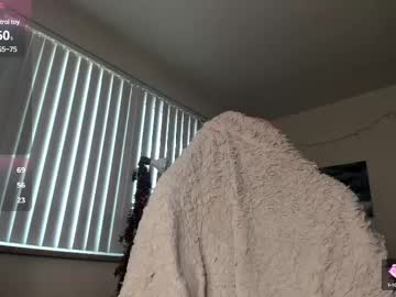 Audreyalien Chaturbate stream image from April 21, 2025