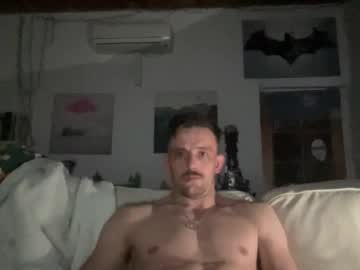 Fudde Chaturbate stream image from April 21, 2025