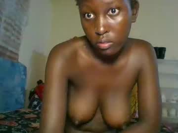 Pretty_Arianna Chaturbate stream image from April 21, 2025