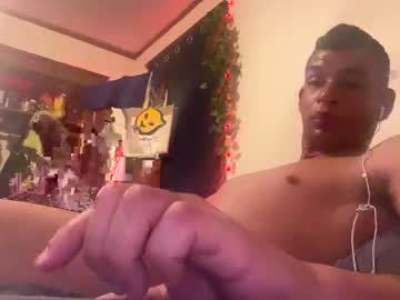 Snazzybyadian Chaturbate stream image from April 21, 2025