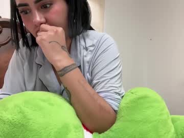 Therealcamilabaddie Chaturbate stream image from April 21, 2025