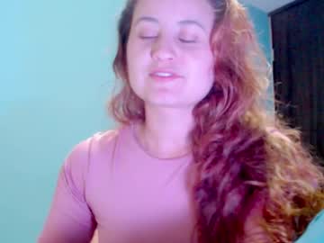 Zoe_Jones2 Chaturbate stream image from April 21, 2025