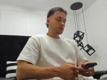 Adrien_Roche888 Chaturbate stream image from April 21, 2025