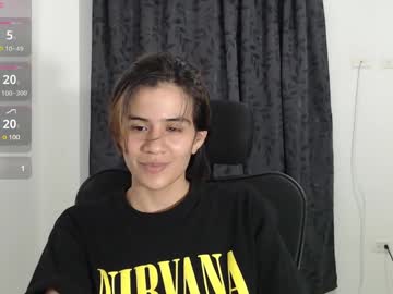 Dahliarios Chaturbate stream image from April 21, 2025