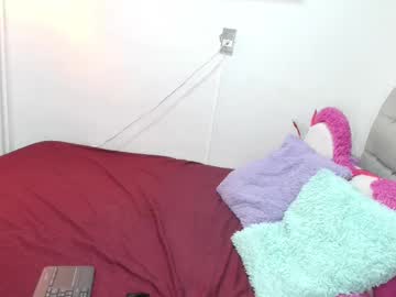 Emely_Aaron69z Chaturbate stream image from April 21, 2025