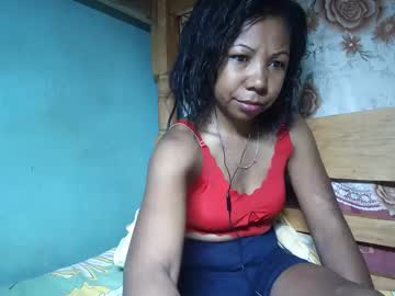 Viviane0812 Chaturbate stream image from April 21, 2025