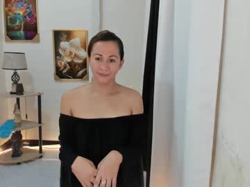 Imyourcottoncandy Chaturbate stream image from April 22, 2025