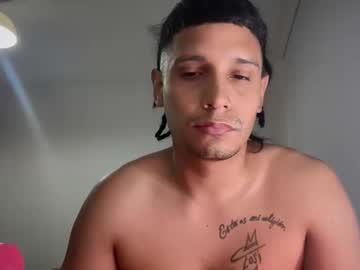 Leofajardo Chaturbate stream image from April 22, 2025