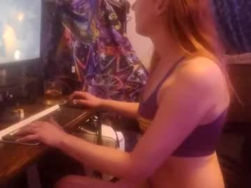 Mountainbeauty Chaturbate stream image from April 22, 2025