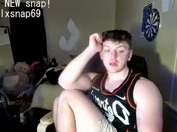 Sexylax69 Chaturbate stream image from April 22, 2025
