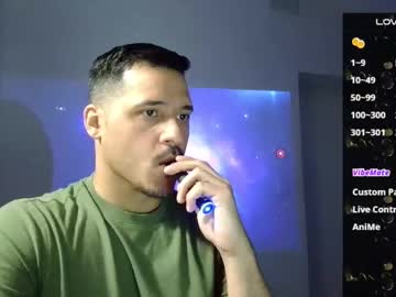 Astroboy300 Chaturbate stream image from April 22, 2025