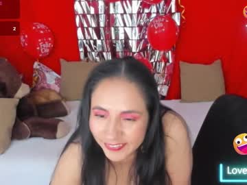 Lessly_26 Chaturbate stream image from April 22, 2025