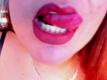 Molly_Sweetee Chaturbate stream image from April 22, 2025