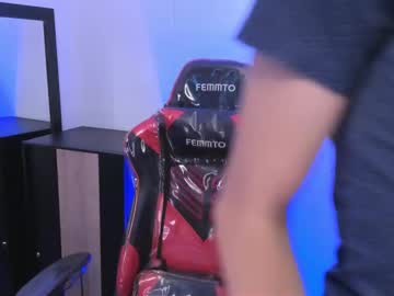 Alanrock18 Chaturbate stream image from April 22, 2025