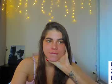 Bella_Foryou Chaturbate stream image from April 22, 2025